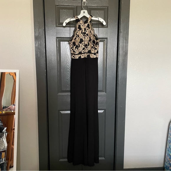 Morgan & Co Womens Juniors high neck black gold glitter lace prom dress size 5/6 - Picture 5 of 8